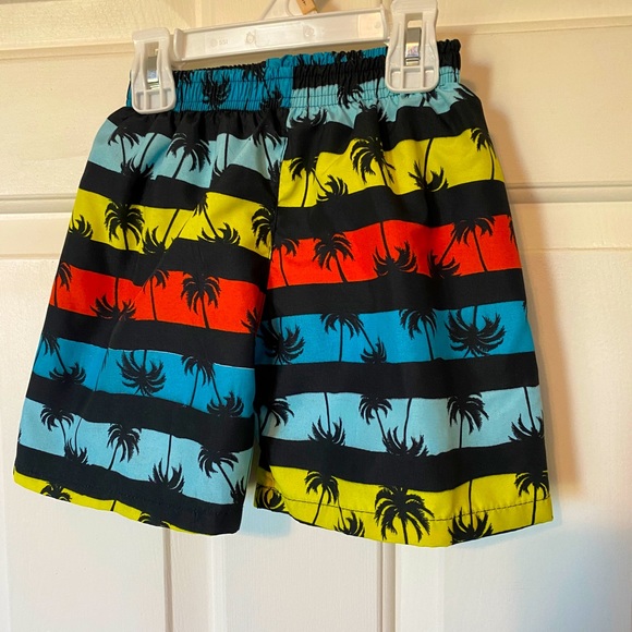 Boys Swim Trunks 3T - Picture 1 of 2